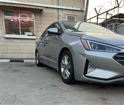 هیۆندای ئەلەنترا